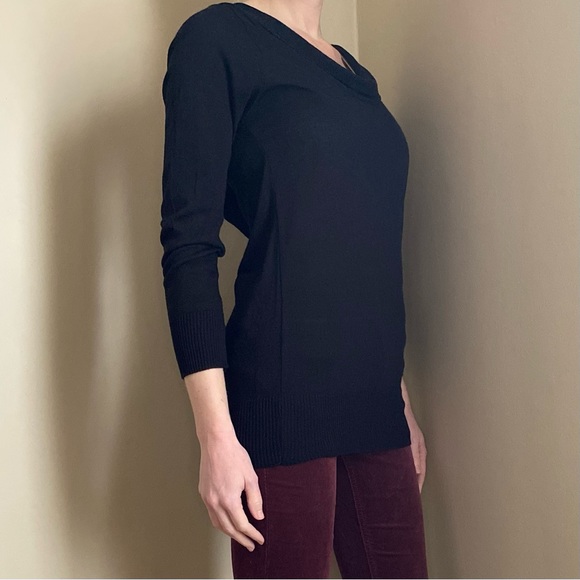 H&M size 6 fancy black knit top with sparkling trim - Picture 4 of 12